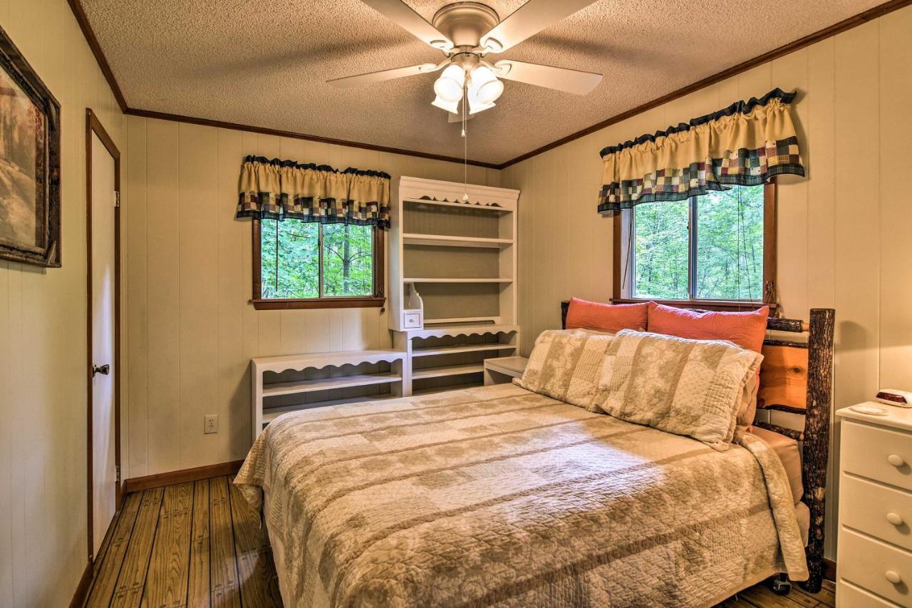 Robbinsville Cabin With Deck 3 Mi To Fontana Lake! Bagian luar foto