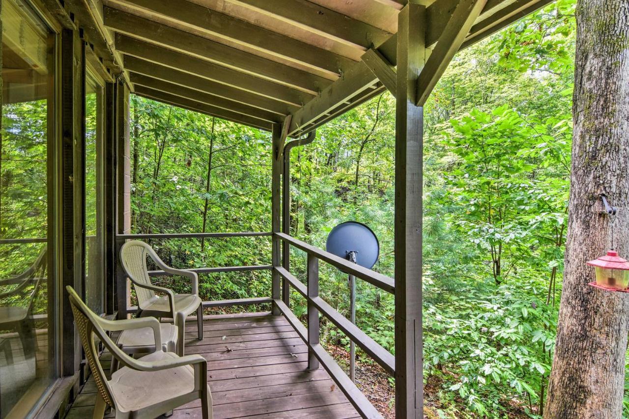 Robbinsville Cabin With Deck 3 Mi To Fontana Lake! Bagian luar foto